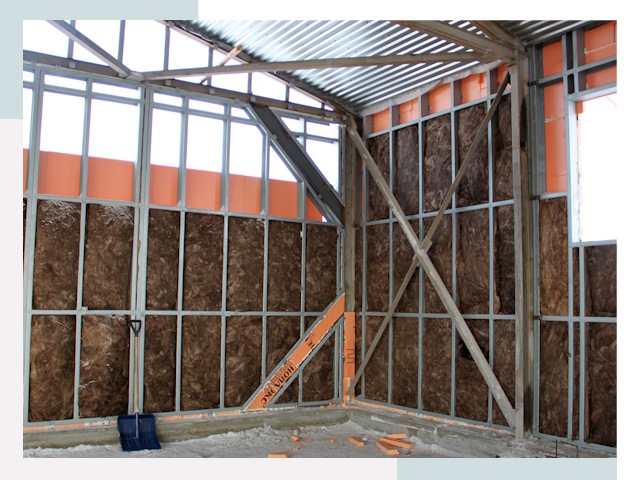 Утепленные ангары в Реже